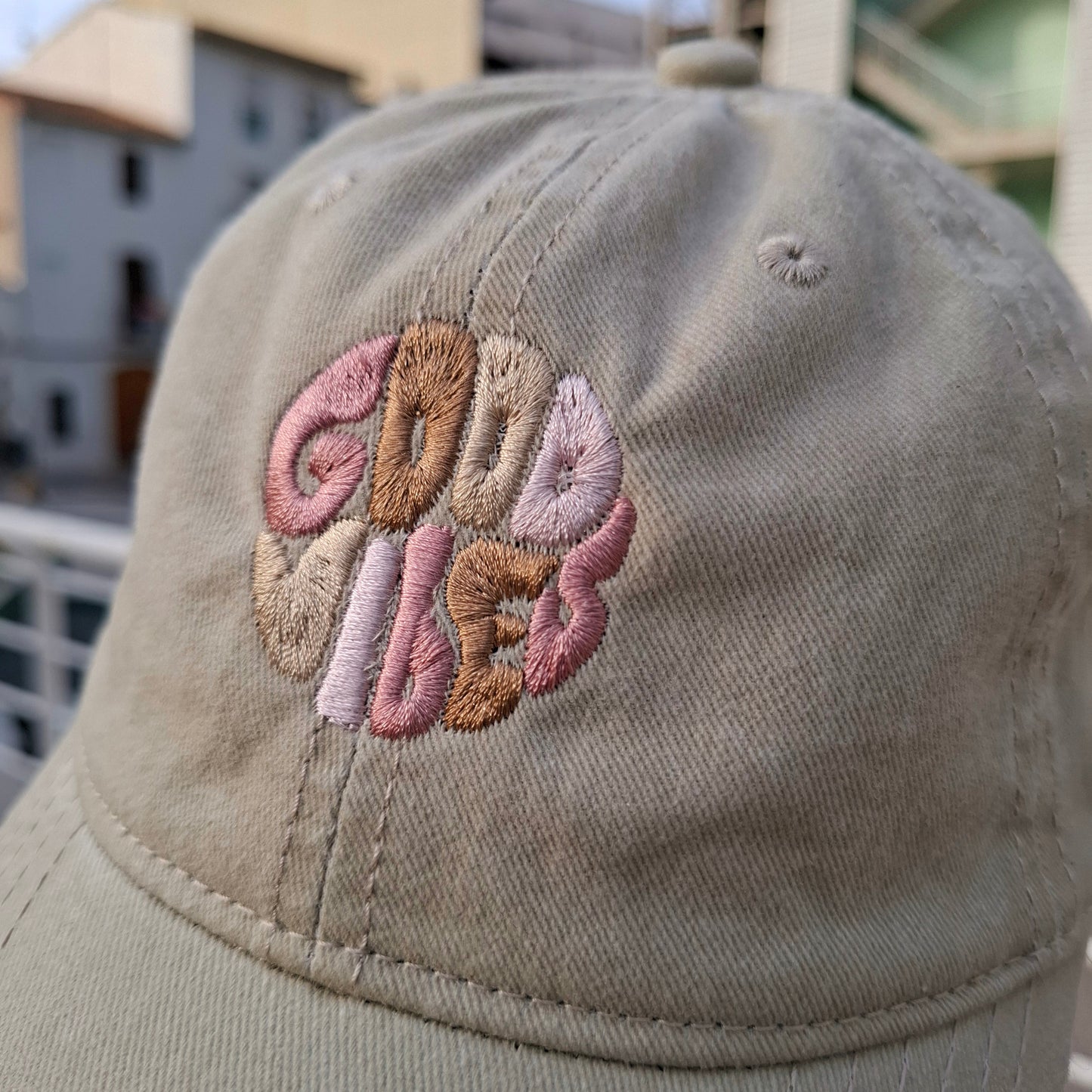 Gorra Good Vibes
